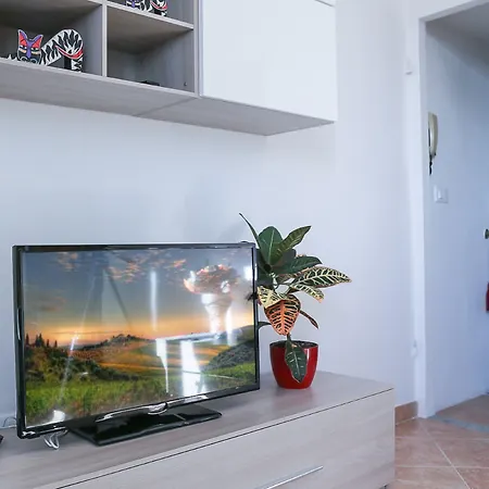 - Battilana Terrace *